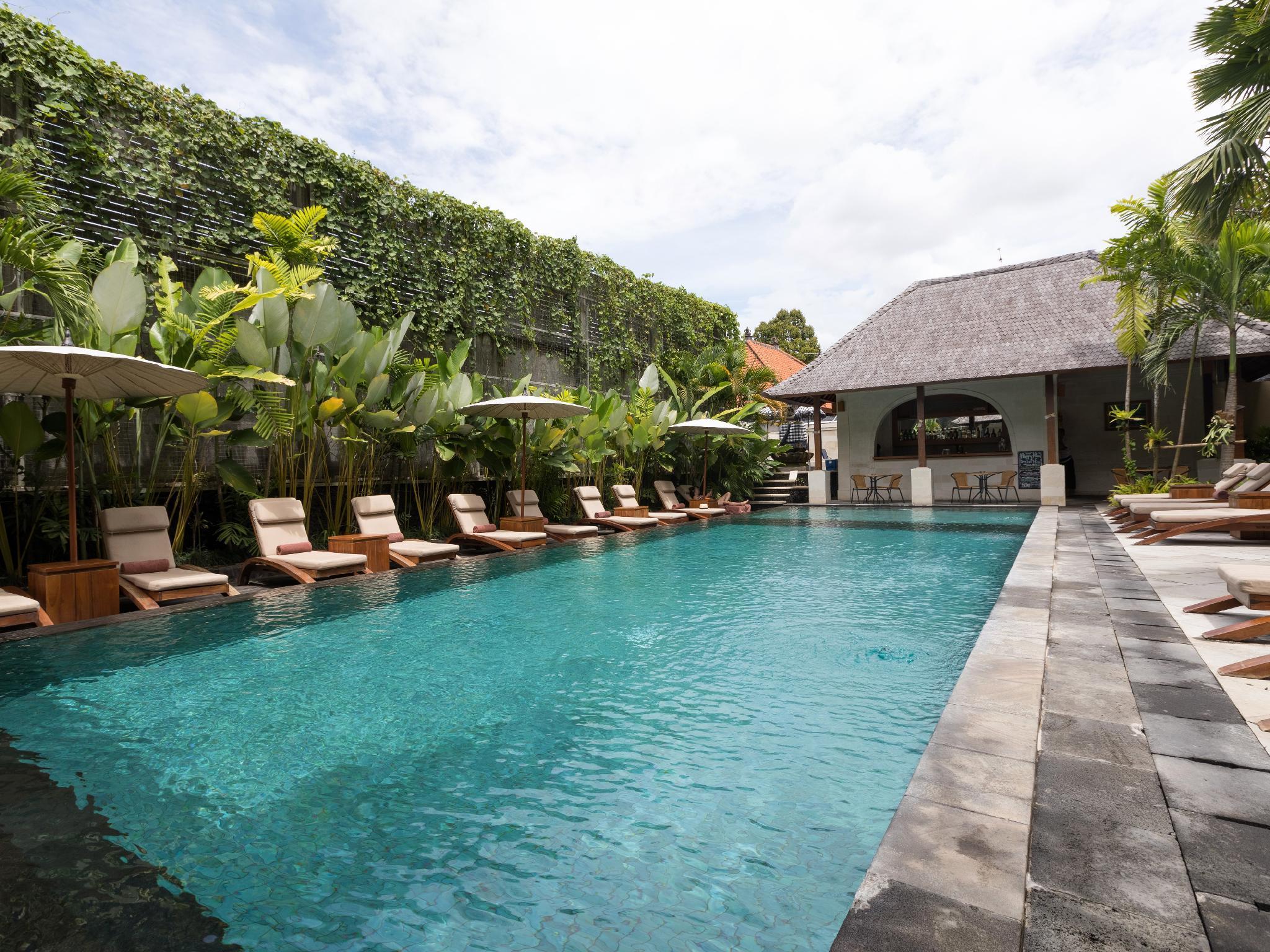 Ubud Village Hotel Exterior foto